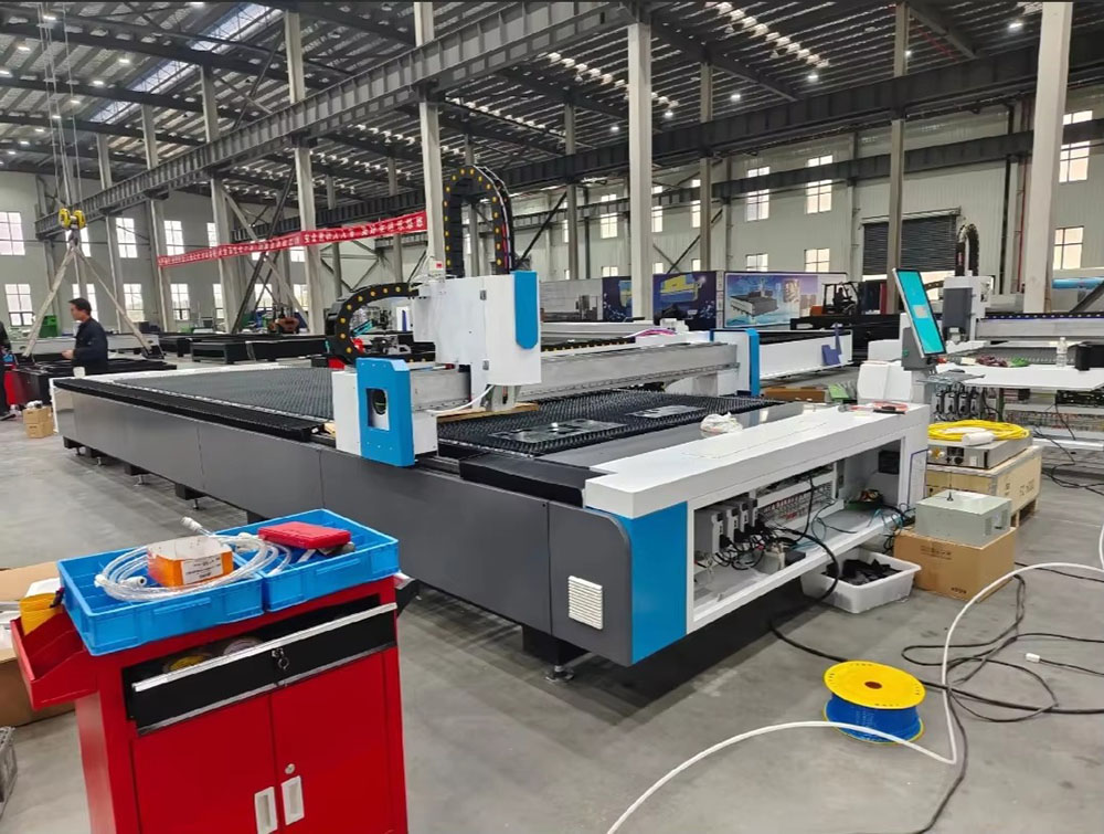 Industrial 3000W CNC Fiber Las - Industrial Laser Cutters review and price